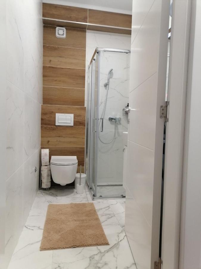 Spring Deluxe Apartment Novi Sad Ngoại thất bức ảnh